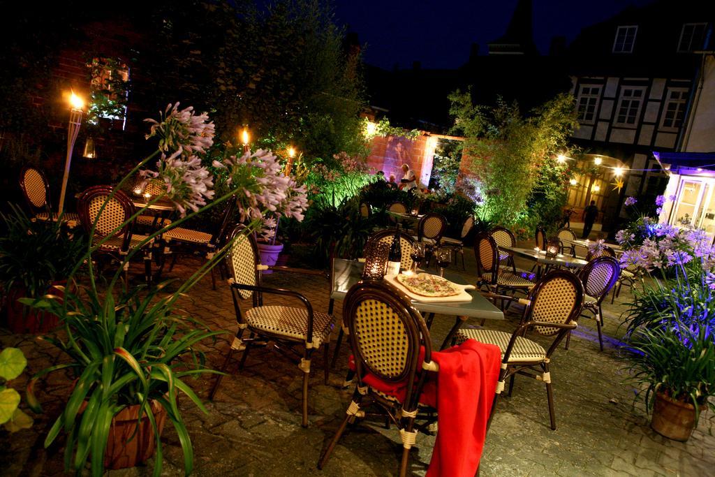 Nigel Restaurant & Hotel Im Wendland Bergen an der Dumme Экстерьер фото